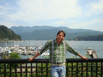 Deep Cove Pond, Canada